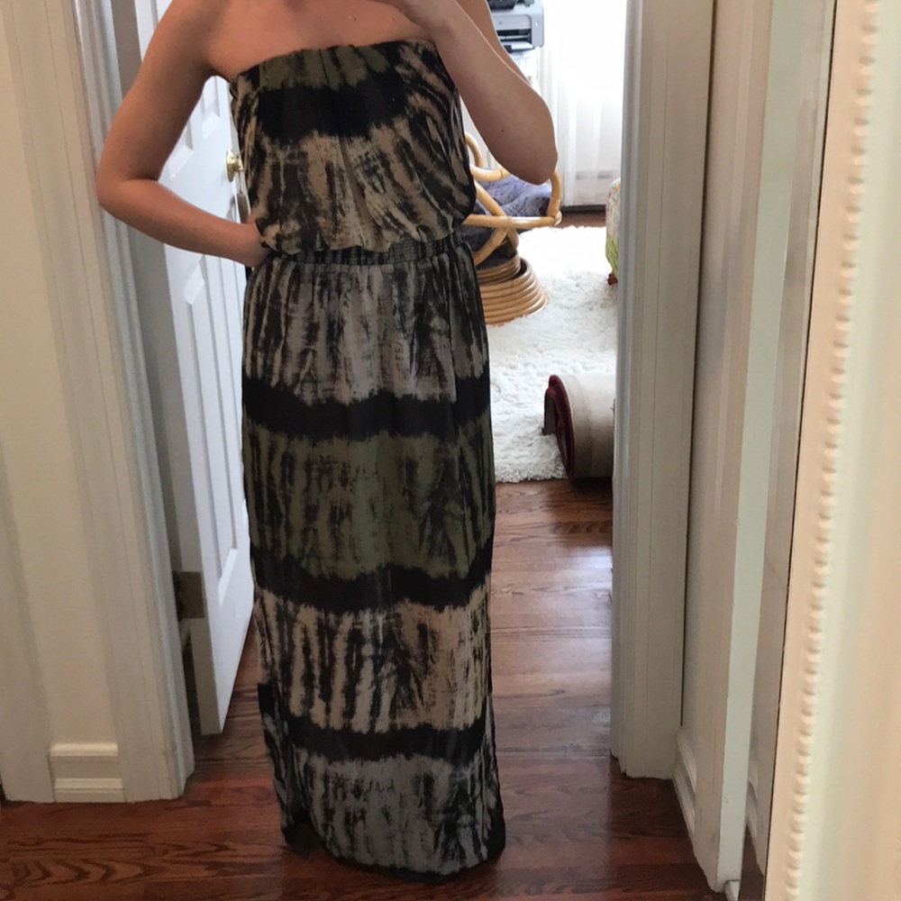 Tie dye maxi dress!